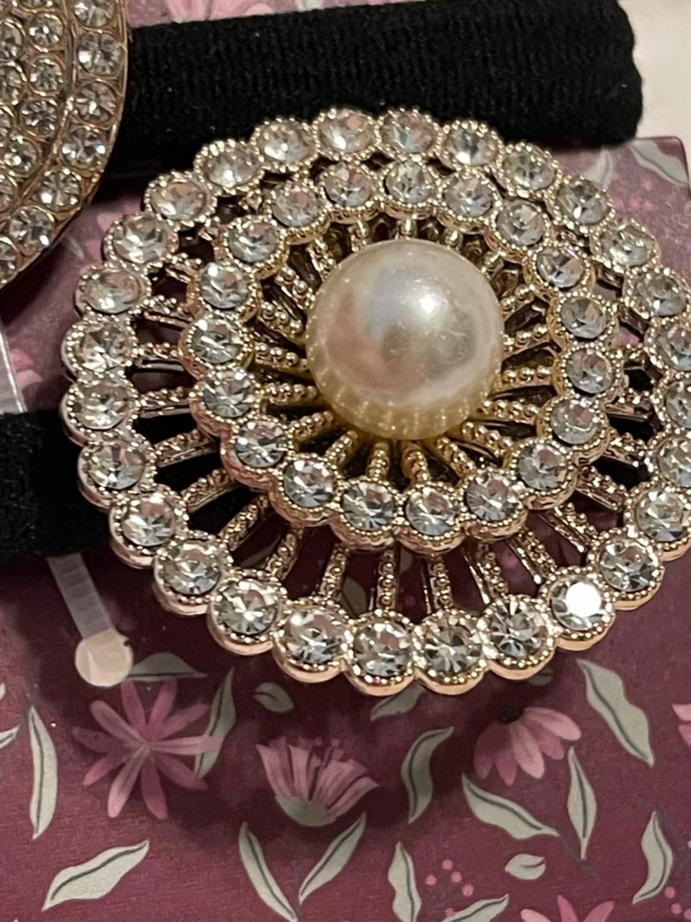 NEW nOir Faux Rhinestone, Pearl and Gold Hair Ties Set